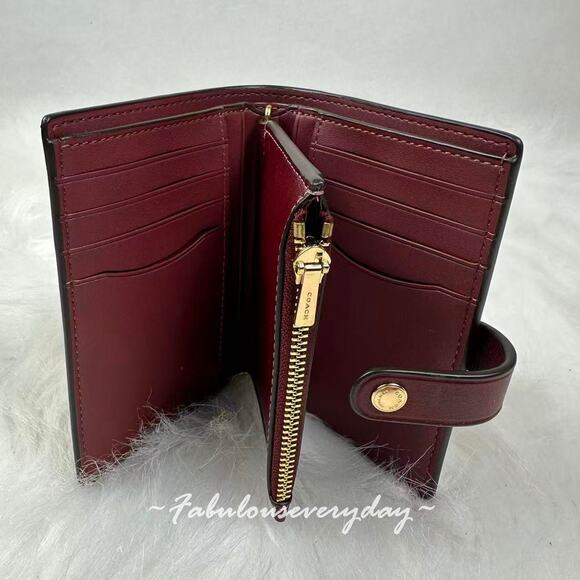 Coach 2-In-1 Wallet In Smooth Leather/Gold/Maroon CCL71 NWT - Picture 6 of 8